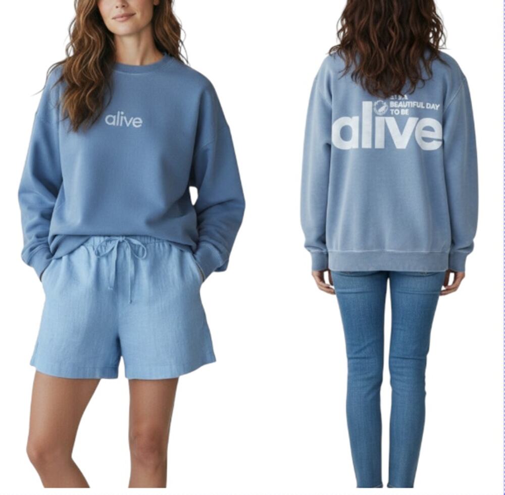 ALIVE Beautiful Day Crewneck Pullover Women M Sky Blue Unisex Oversize Stylish